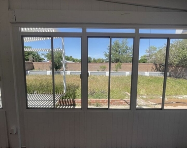 3021 Limewood Lane - Photo Thumbnail 8