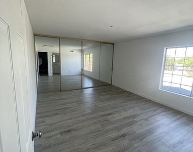 3021 Limewood Lane - Photo Thumbnail 10