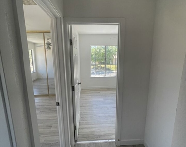 3021 Limewood Lane - Photo Thumbnail 17