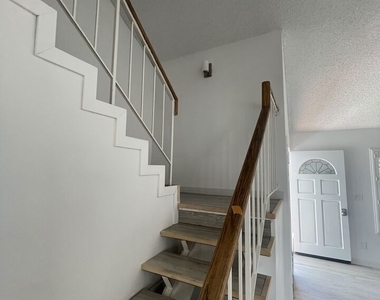3021 Limewood Lane - Photo Thumbnail 11