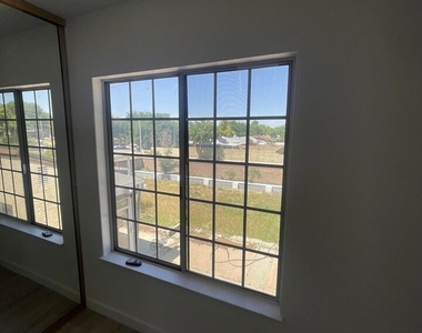 3021 Limewood Lane - Photo Thumbnail 19
