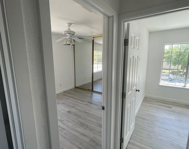 3021 Limewood Lane - Photo Thumbnail 16