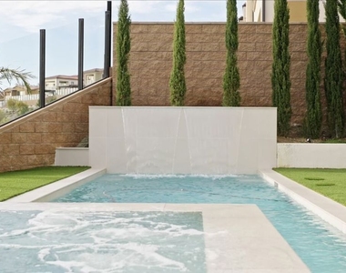 20326 W Liverpool Way - Photo Thumbnail 3