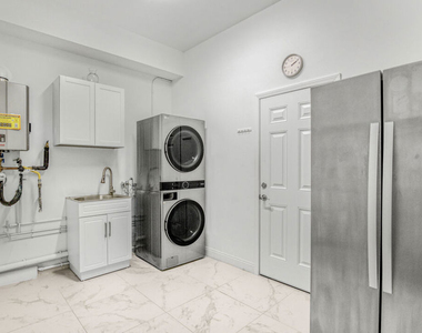 20326 W Liverpool Way - Photo Thumbnail 22