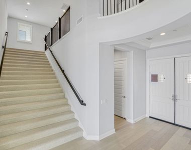 20326 W Liverpool Way - Photo Thumbnail 8