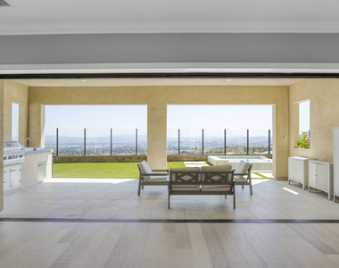20326 W Liverpool Way - Photo Thumbnail 12