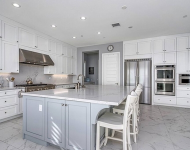 20326 W Liverpool Way - Photo Thumbnail 17