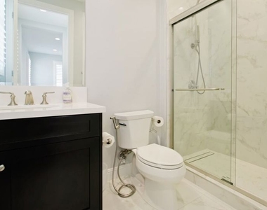 20326 W Liverpool Way - Photo Thumbnail 38
