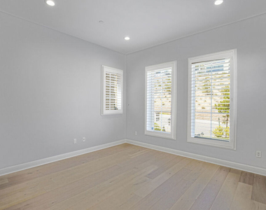 20326 W Liverpool Way - Photo Thumbnail 47
