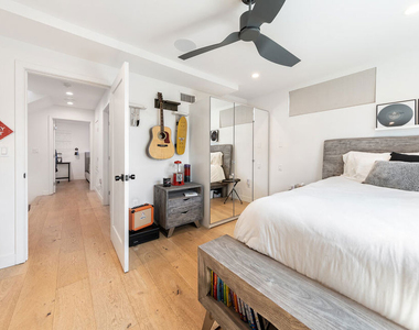 5317 Pacific Avenue - Photo Thumbnail 30
