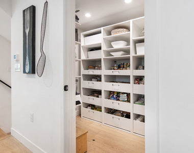 5317 Pacific Avenue - Photo Thumbnail 18