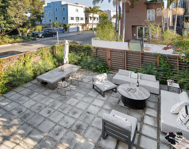 5317 Pacific Avenue - Photo Thumbnail 11