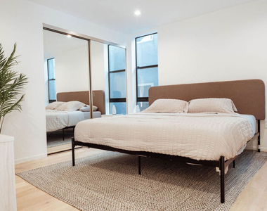 115 Park Place - Photo Thumbnail 20