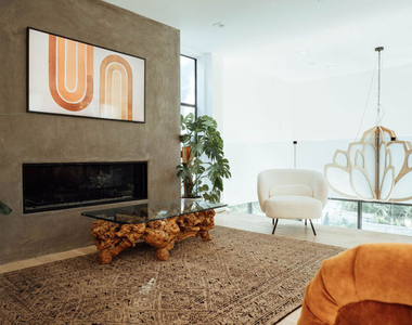 115 Park Place - Photo Thumbnail 3