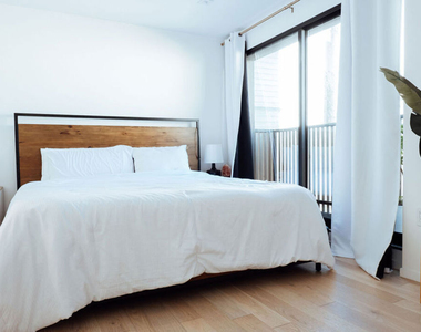 115 Park Place - Photo Thumbnail 25