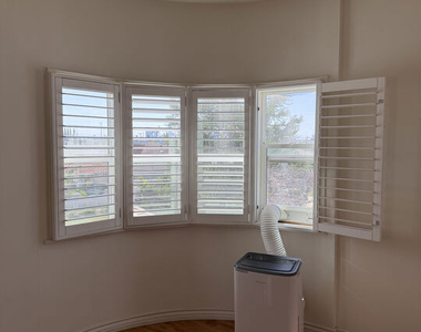839 N Alexandria Avenue - Photo Thumbnail 9