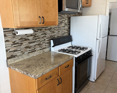 839 N Alexandria Avenue - Photo Thumbnail 15
