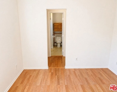 5966 Benner Street - Photo Thumbnail 10