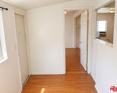 5966 Benner Street - Photo Thumbnail 20