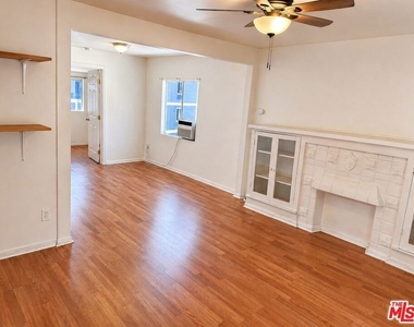 5966 Benner Street - Photo Thumbnail 5