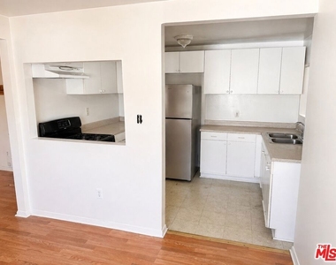 5966 Benner Street - Photo Thumbnail 14