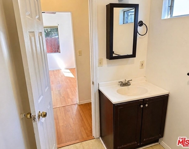 5966 Benner Street - Photo Thumbnail 12