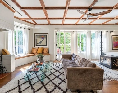 3351 N Knoll Drive - Photo Thumbnail 18