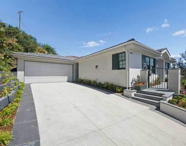 15201 Mc Kendree Avenue - Photo Thumbnail 2
