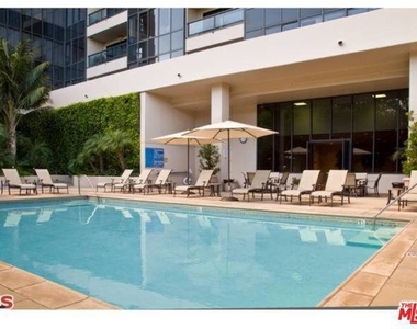 10724 Wilshire Boulevard - Photo Thumbnail 17