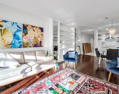 10724 Wilshire Boulevard - Photo Thumbnail 4