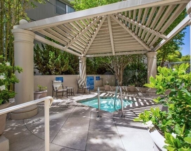 10724 Wilshire Boulevard - Photo Thumbnail 18