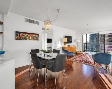 10724 Wilshire Boulevard - Photo Thumbnail 3