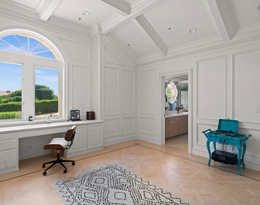 7160 Dume Drive - Photo Thumbnail 21