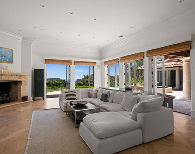 7160 Dume Drive - Photo Thumbnail 6