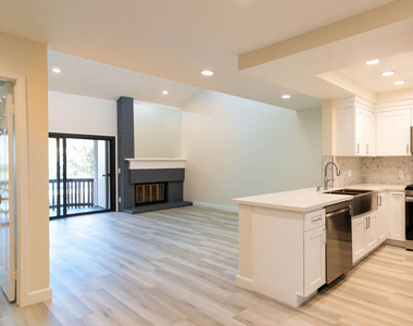 8515 Falmouth Avenue - Photo Thumbnail 2