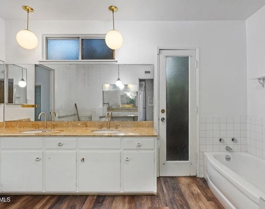 5708 Wilhelmina Avenue - Photo Thumbnail 33