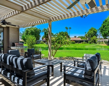 521 Desert West Drive - Photo Thumbnail 17