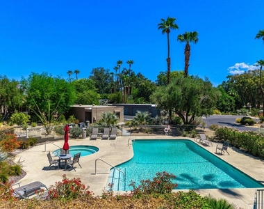 521 Desert West Drive - Photo Thumbnail 35
