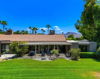 521 Desert West Drive - Photo Thumbnail 32