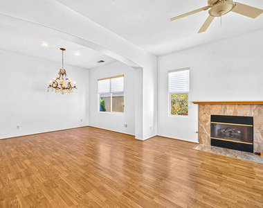 48638 Barrymore Street - Photo Thumbnail 4