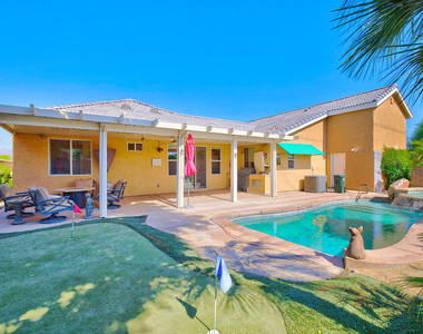 48638 Barrymore Street - Photo Thumbnail 2