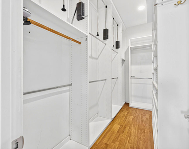 48638 Barrymore Street - Photo Thumbnail 18