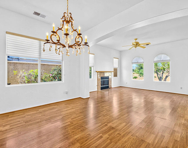 48638 Barrymore Street - Photo Thumbnail 5