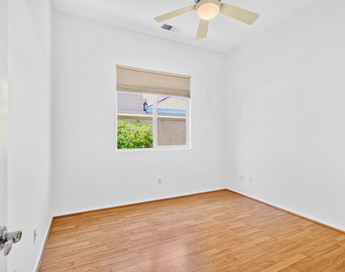48638 Barrymore Street - Photo Thumbnail 14