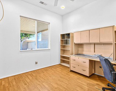 48638 Barrymore Street - Photo Thumbnail 15
