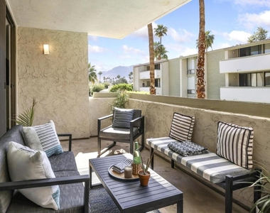 251 E La Verne Way - Photo Thumbnail 20