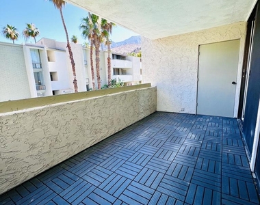 251 E La Verne Way - Photo Thumbnail 19