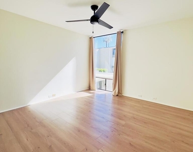 251 E La Verne Way - Photo Thumbnail 14