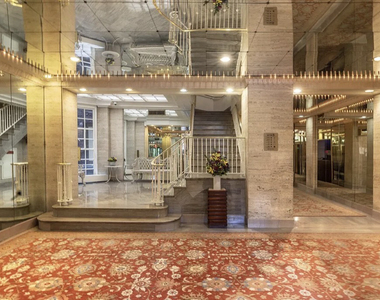 101 West 55th Street - Photo Thumbnail 7