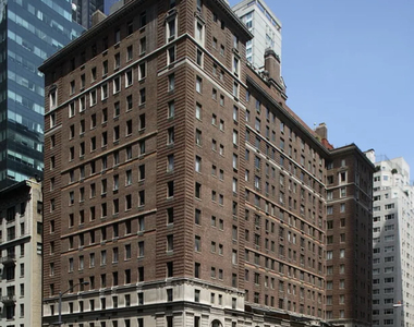 101 West 55th Street - Photo Thumbnail 6